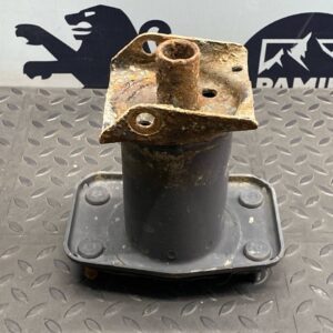 Кронштейн усилителя бампера задний правый Mercedes E/W211 2002-2009