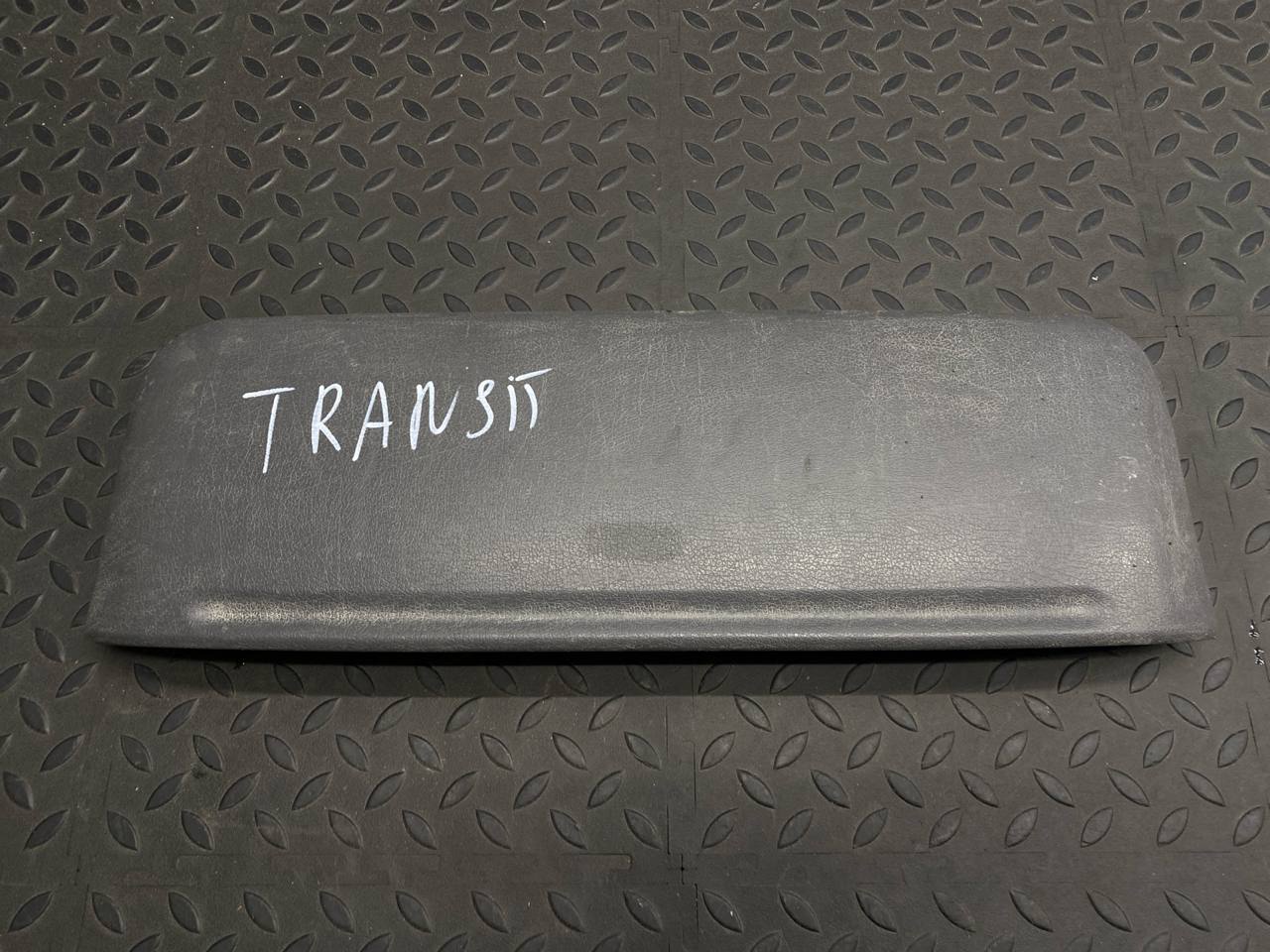 Накладка на торпедо Ford Transit 2000-2006