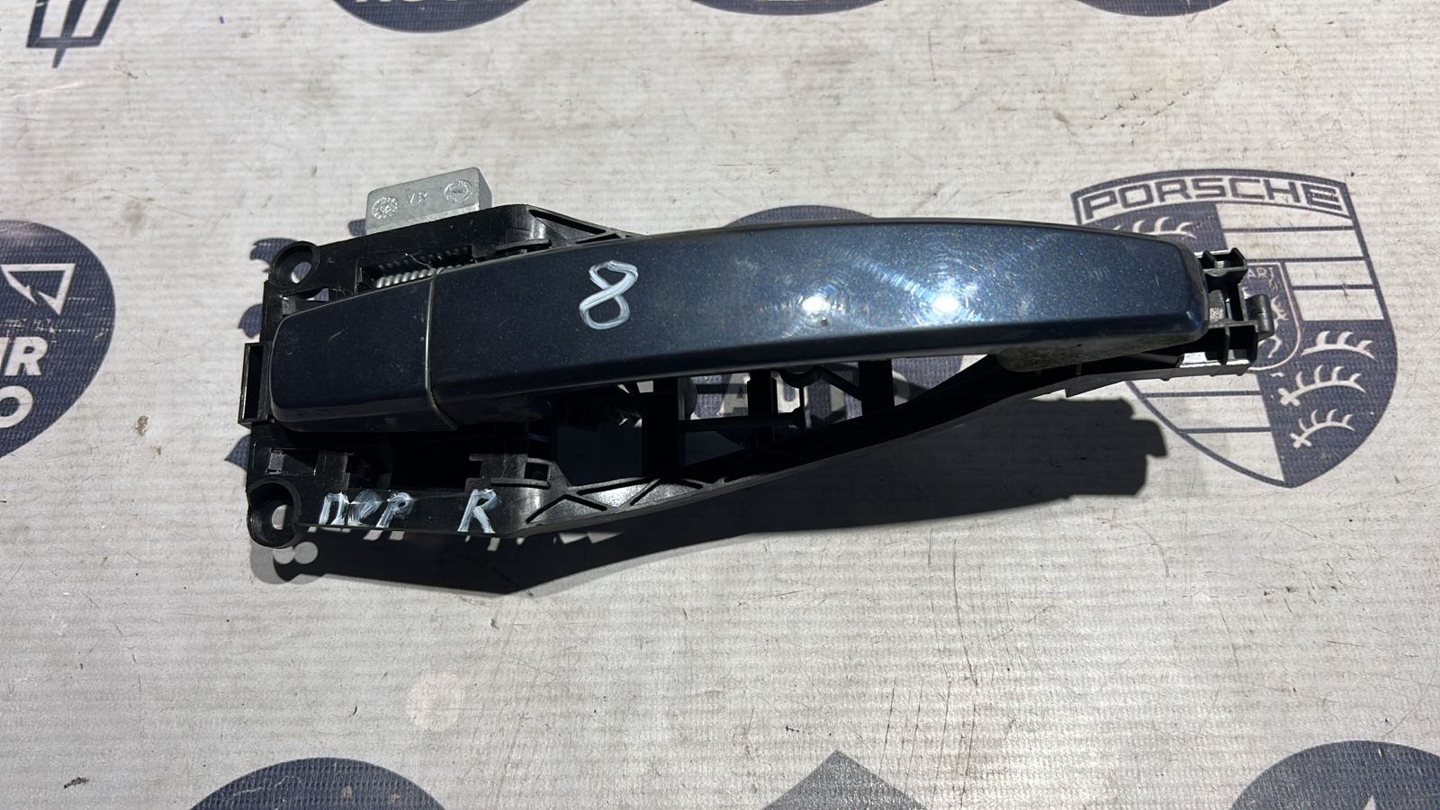 Ручка двери передняя правая Opel Zafira/B 2005-2014