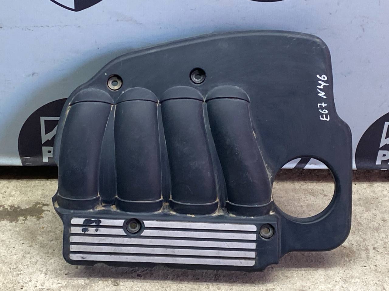 Крышка на двигатель (Декоративная) BMW 1/E87 2004-2011