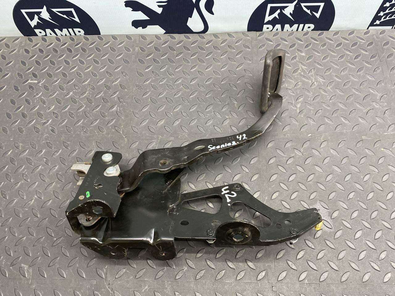 Педаль тормоза Renault Scenic/2 2003-2009