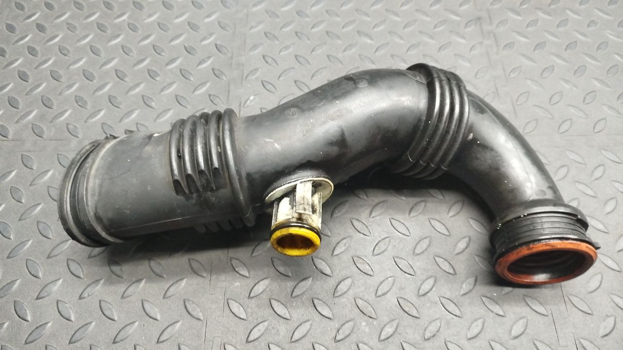 Патрубок воздушного фильтра Peugeot Expert/2 2007-2016