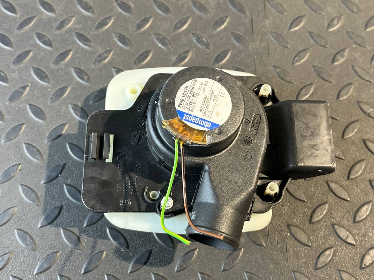 Вентилятор блоков управления BMW 3/E90 2004-2013