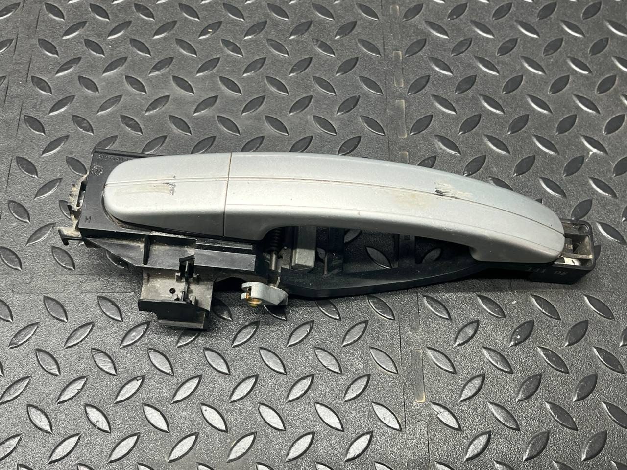 Ручка двери передняя правая Ford Focus/2 2004-2011