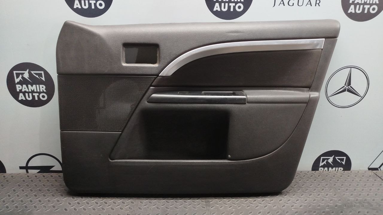 Обшивка двери передняя правая  Ford  Mondeo/3 2000-2007