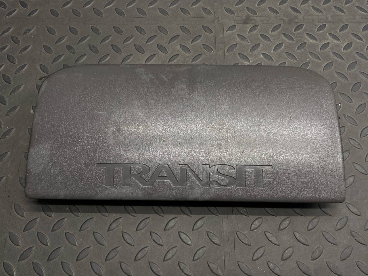 Накладка на торпедо Ford Transit 2000-2006