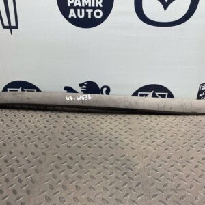 Молдинг лобового стекла правый Mercedes Vito/W638 1996-2003