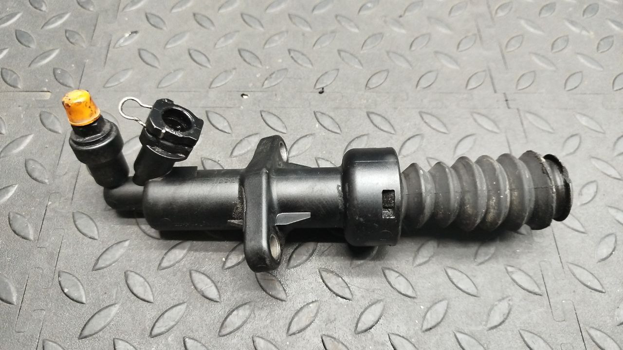 Цилиндр сцепления рабочий Peugeot Expert/2 2007-2016