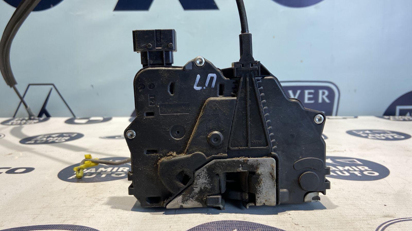 Замок двери передний левый Opel Corsa/D 2006-2014