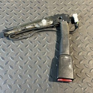 Ответная часть ремня безопасности передняя правая BMW 3/E90 2004-2013