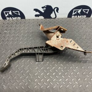 Педаль сцепления Ford Focus/2 2004-2011