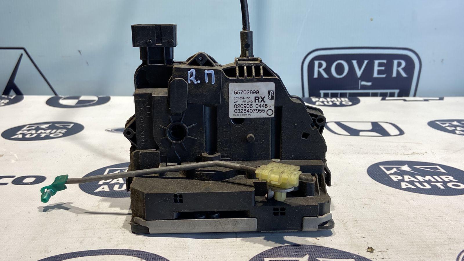 Замок двери передний правый Opel Corsa/D 2006-2014