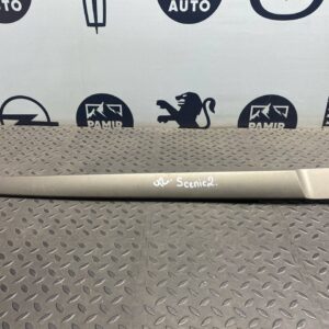 Молдинг двери задний правый Renault Scenic/2 2003-2009