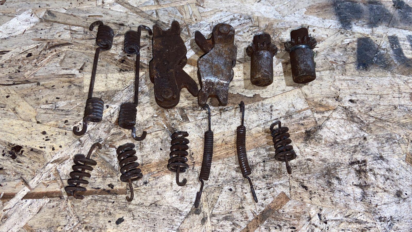 Механизм стояночного тормоза Mercedes B/W245 2005-2011