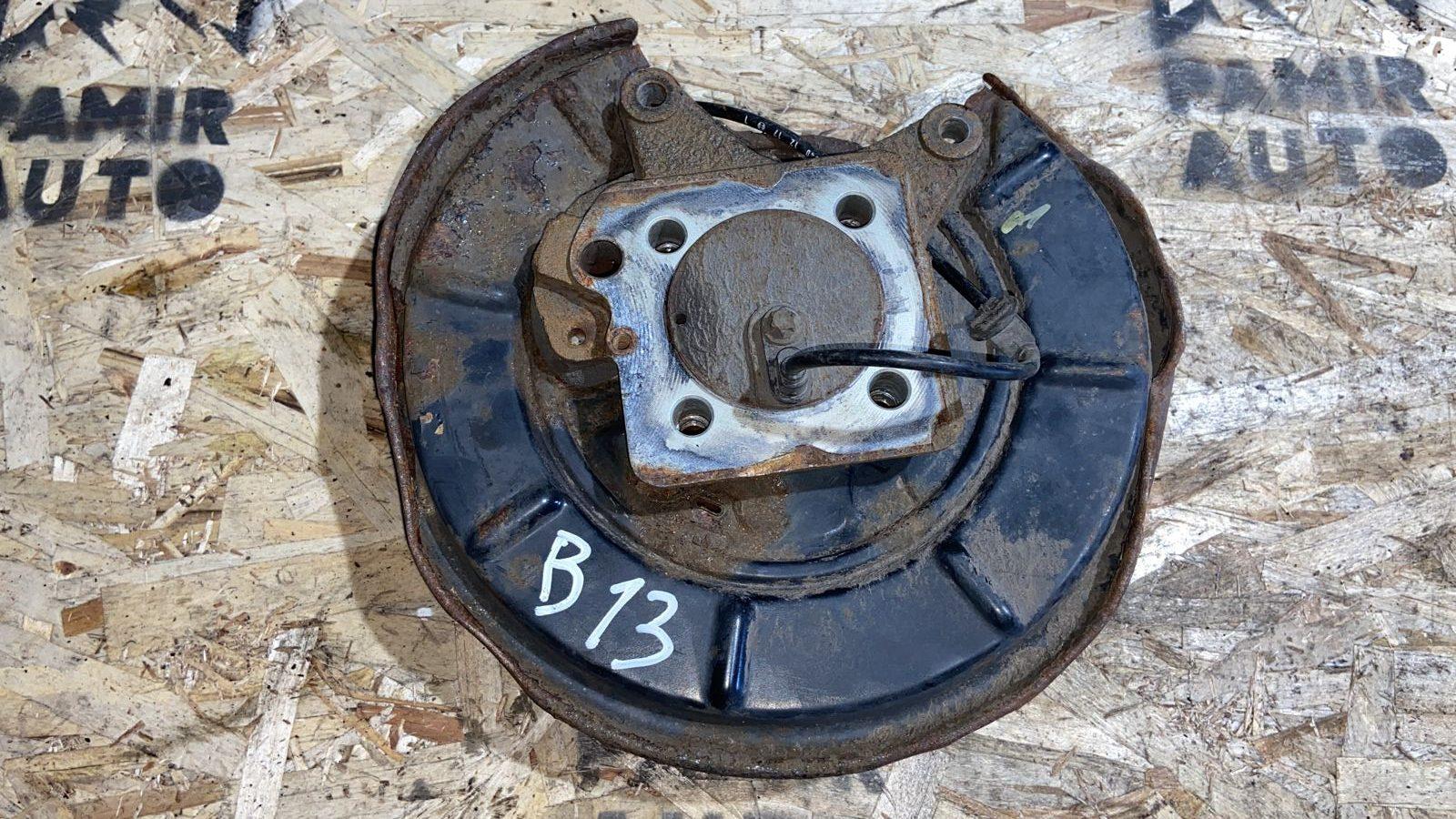 Кулак поворотный задний левый Mercedes B/W245 2005-2011