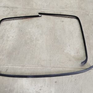 Молдинг заднего стекла Mercedes C/W202 1993-2001