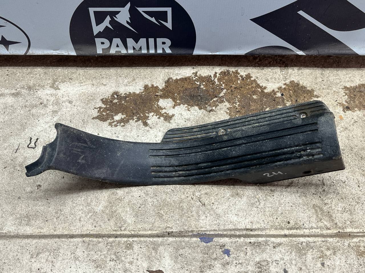 Накладка порога задняя левая Land Rover Freelander 1998-2006