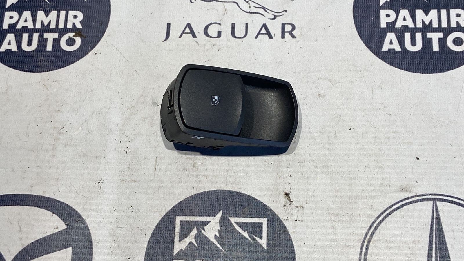 Кнопка стеклоподъемника передняя правая Opel Corsa/D 2006-2014