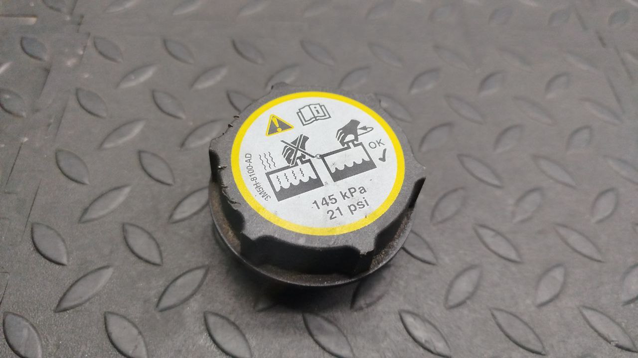 Крышка расширительного бачка Ford Focus/2 2004-2011