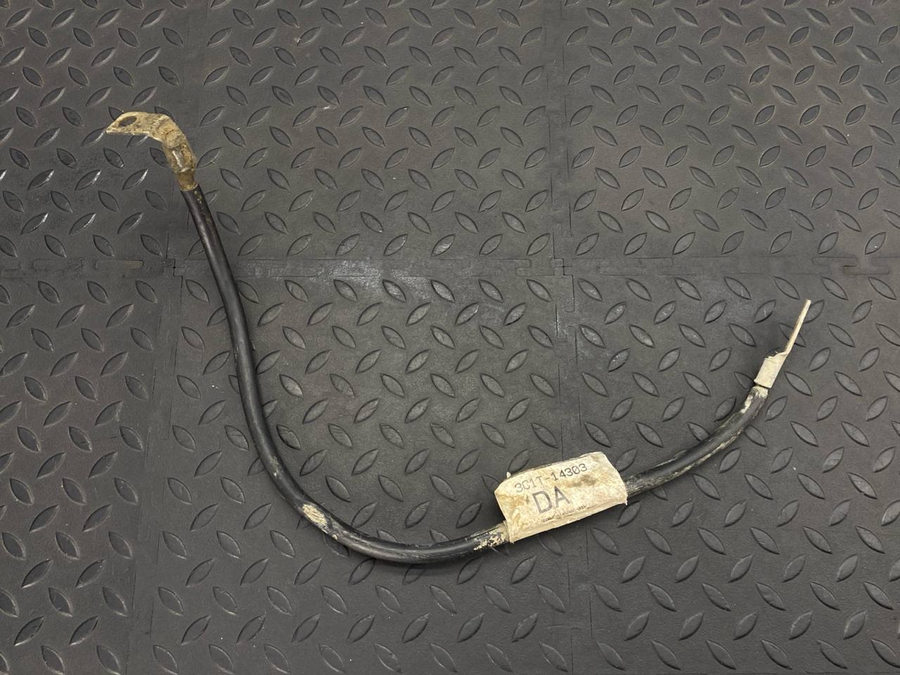 Клемма минус Ford Transit 2000-2006