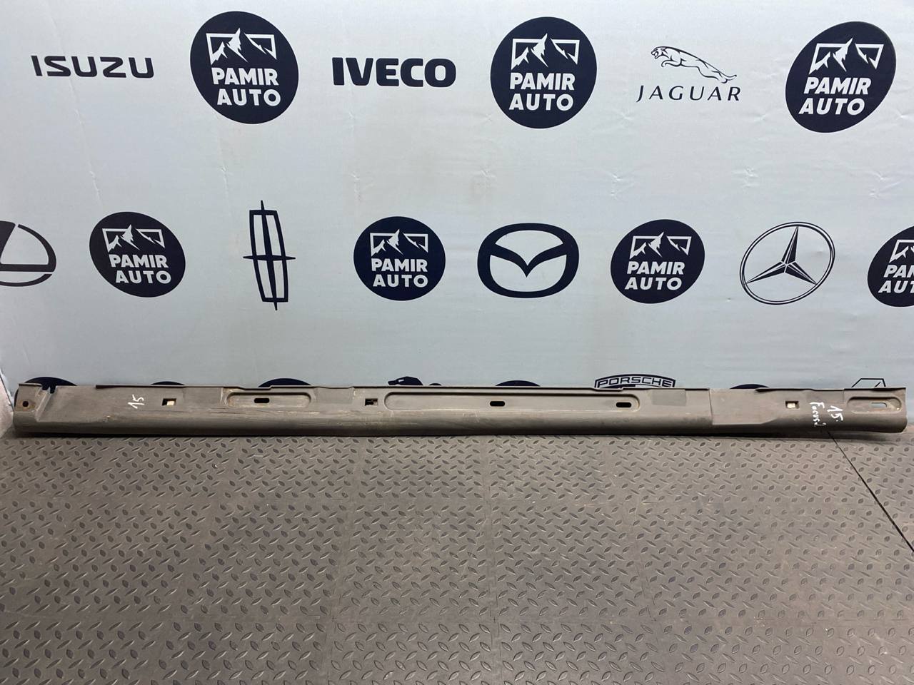 Накладка порога правая Ford Focus/2 2004-2011