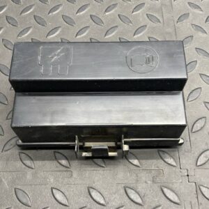 Крышка блока предохранителей Ford Transit 2000-2006