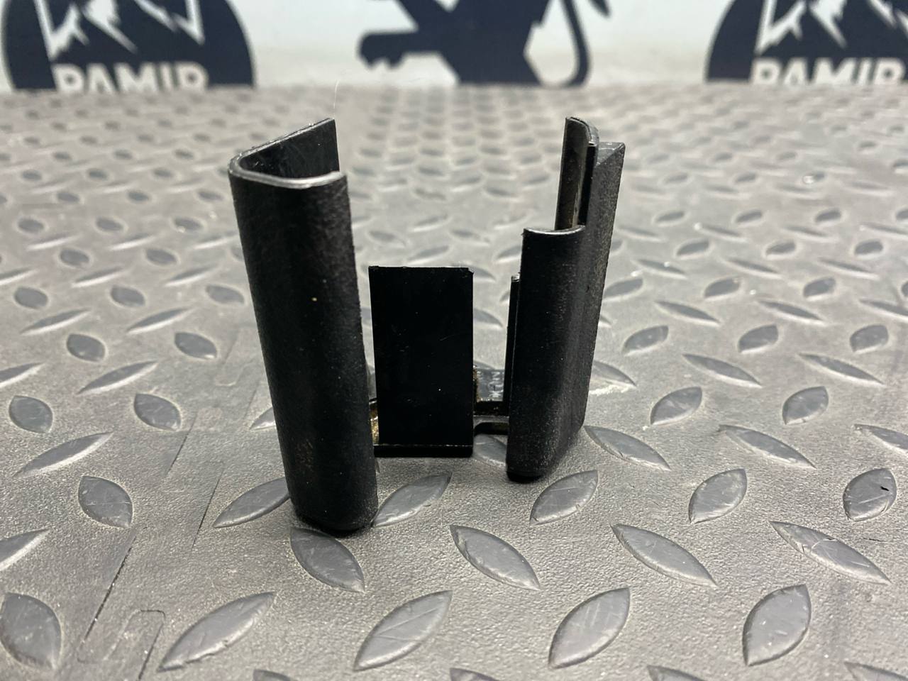 Накладка на сиденье передняя левая Mercedes C/W202 1993-2001