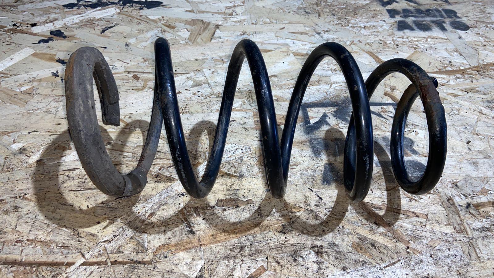 Пружина передняя Opel Vectra/C 2002-2008