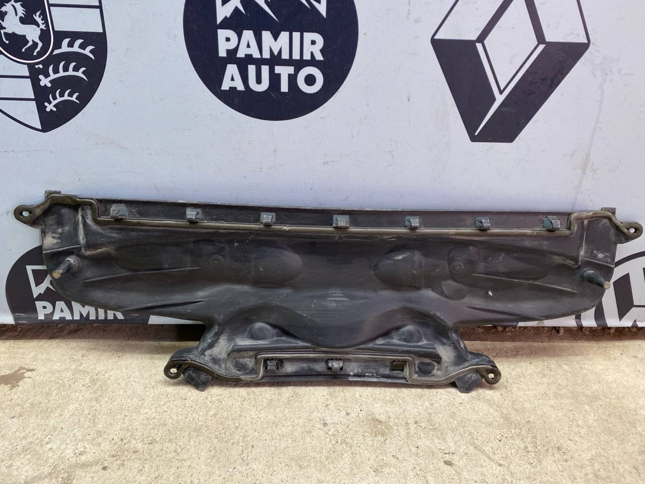 Накладка капота Mercedes E/W211 2002-2009