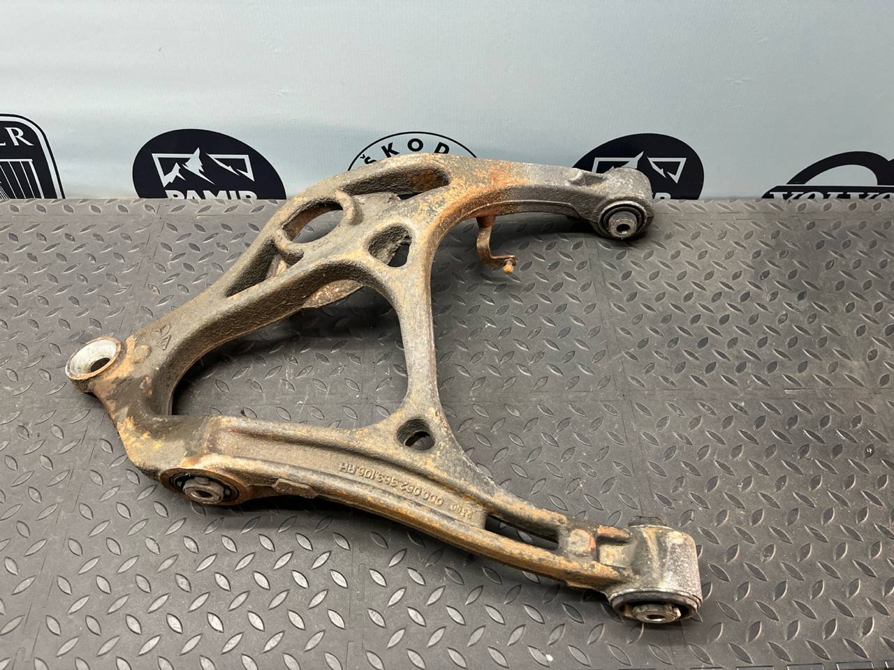 Рычаг задний правый Mercedes M/W164 2005-2011