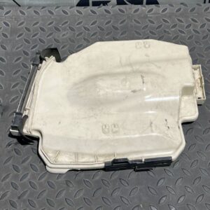 Крышка блока предохранителей BMW 3/E90 2004-2013