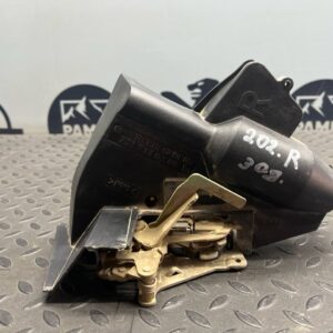 Замок двери задний правый Mercedes C/W202 1993-2001