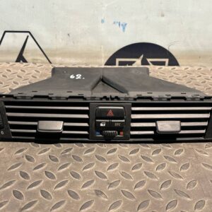 Дефлектор воздушный центральный BMW 3/E90 2004-2013