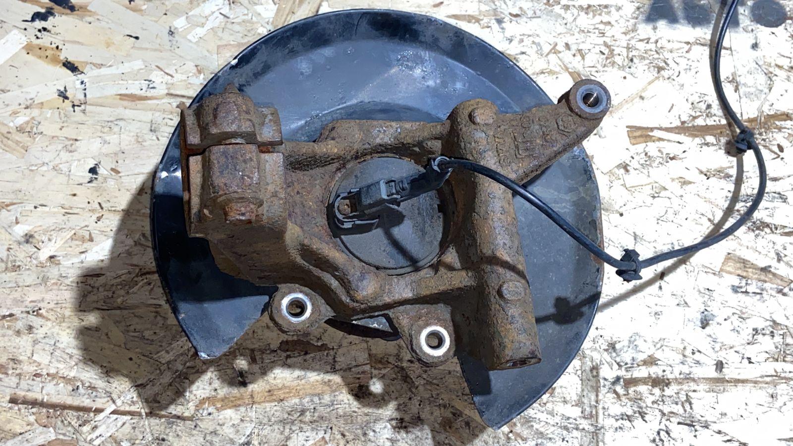 Кулак поворотный задний правый Ford Mondeo/3 2000-2007