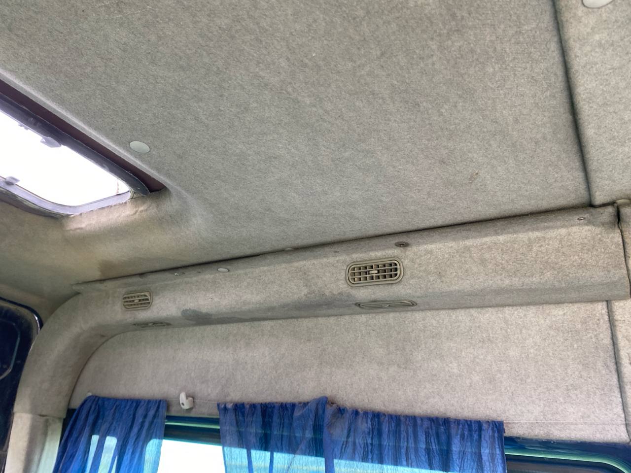 Обшивка потолка Ford Transit 2000-2006