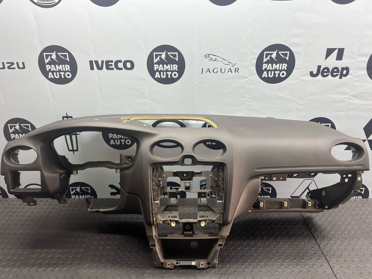 Торпедо Ford Focus/2 2004-2011