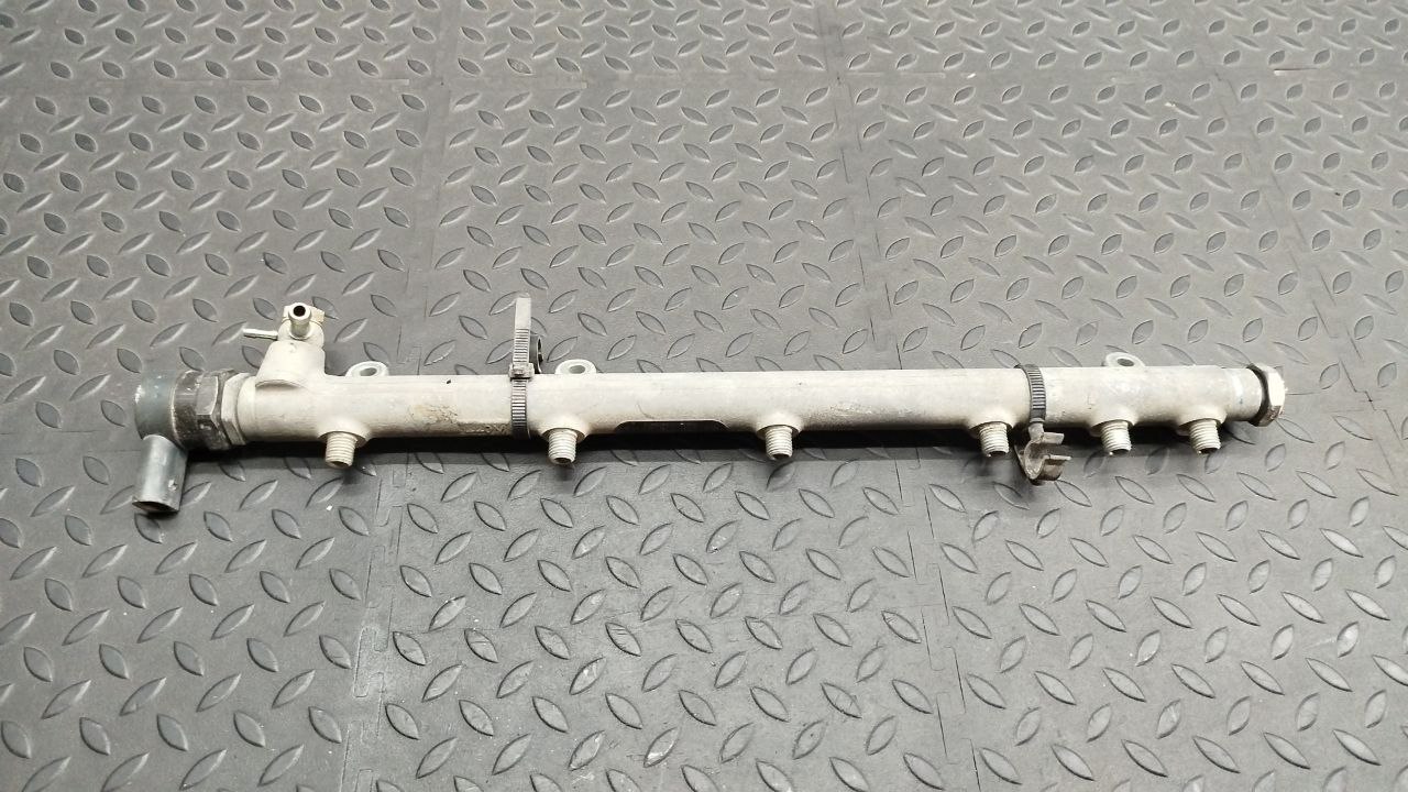 Рампа топливная Mercedes E/W211 2002-2009