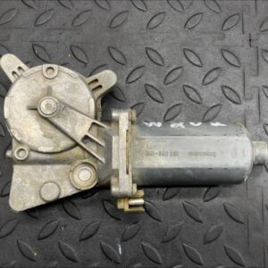 Моторчик стеклоподъемника передний правый Mercedes C/W202 1993-2001