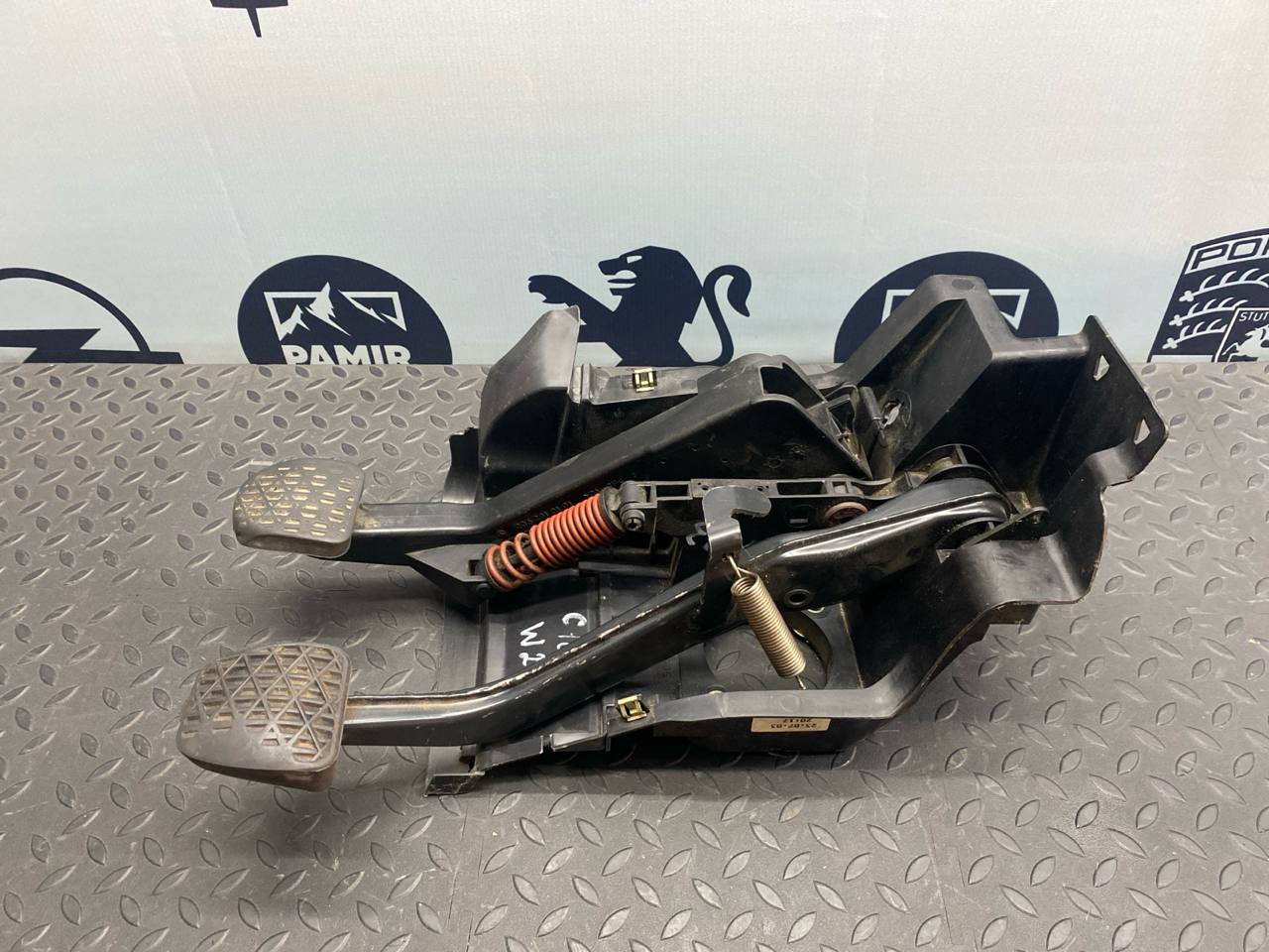 Блок педалей (Тормоз/Сцепление) Mercedes C/W203 2000-2008