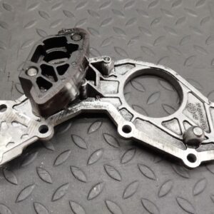 Крышка двигателя Mercedes E/W211 2002-2009