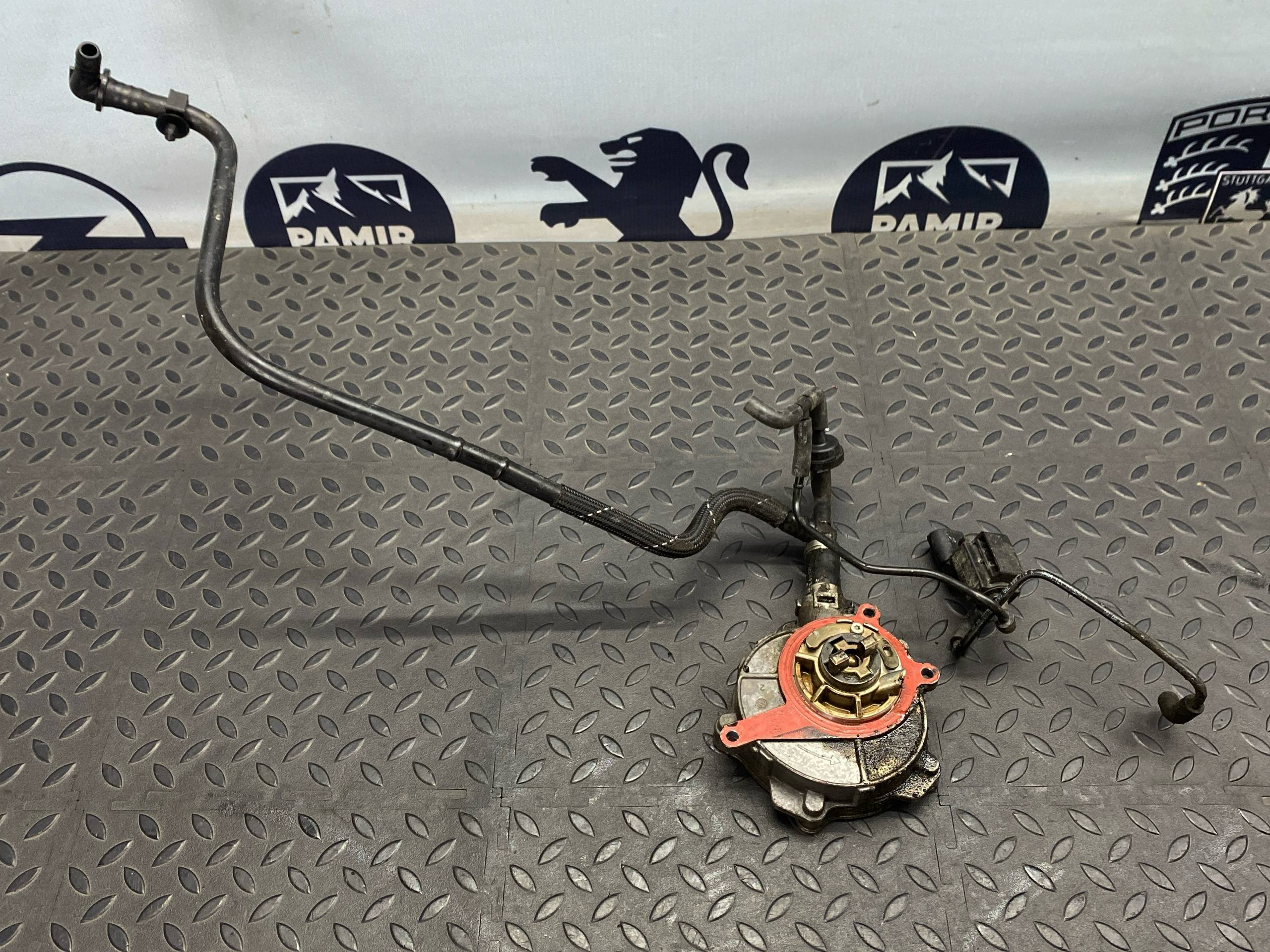 Насос вакуумный Audi A6/C7 2011–2018