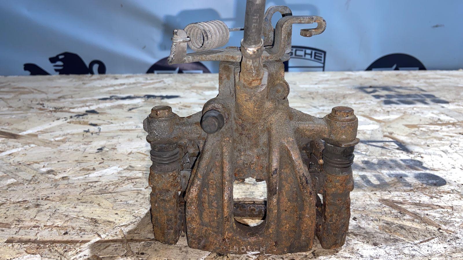 Суппорт задний правый Ford Mondeo/3 2000-2007