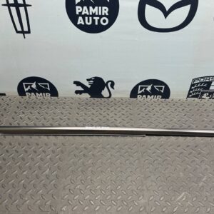 Уплотнитель двери задний правый Mercedes C/W202 1993-2001