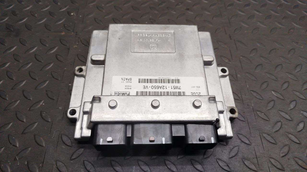 Блок управления двигателем Ford Focus/2 2004-2011