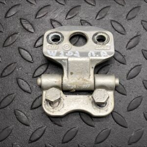 Петля двери передняя Mercedes C/W202 1993-2001