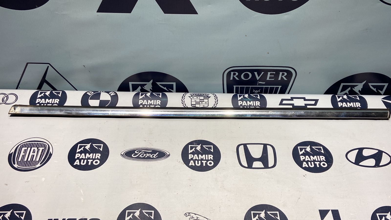 Уплотнитель двери передний левый Opel Vectra/C 2002-2008