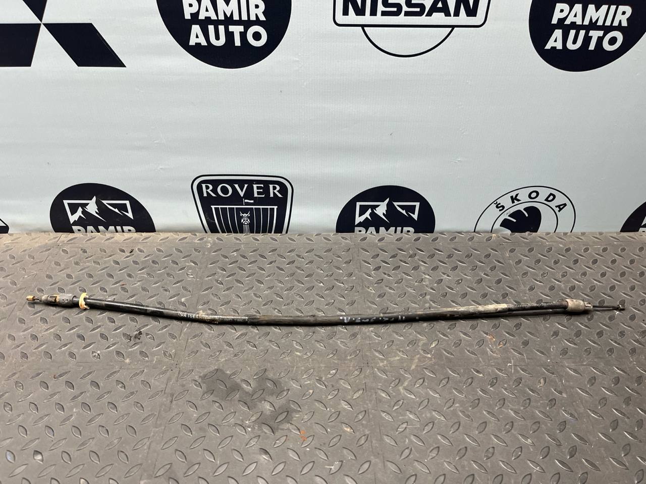 Трос стояночного тормоза задний Mercedes M/W164 2005-2011