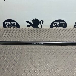 Уплотнитель двери передний левый Mercedes C/W202 1993-2001