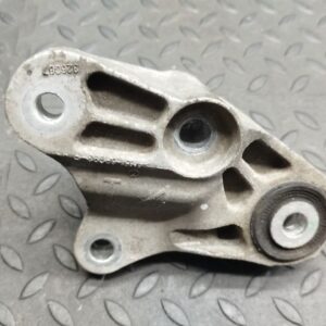 Кронштейн опоры двигателя Ford Focus/2 2004-2011