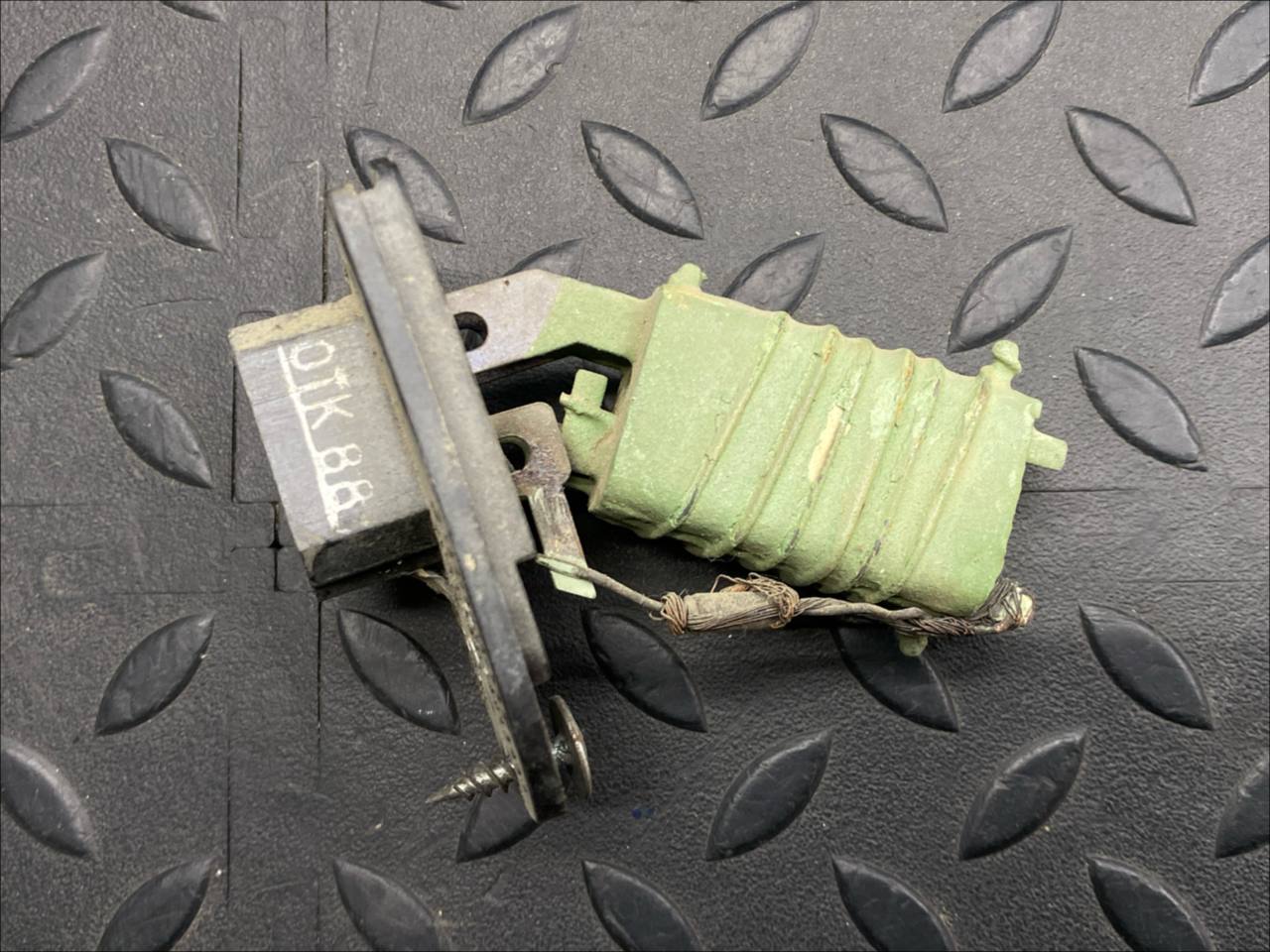 Резистор отопителя Ford Transit 2000-2006